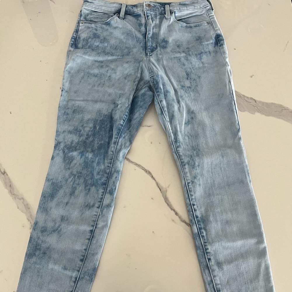 Universal Thread High Rise Skinny Jeans